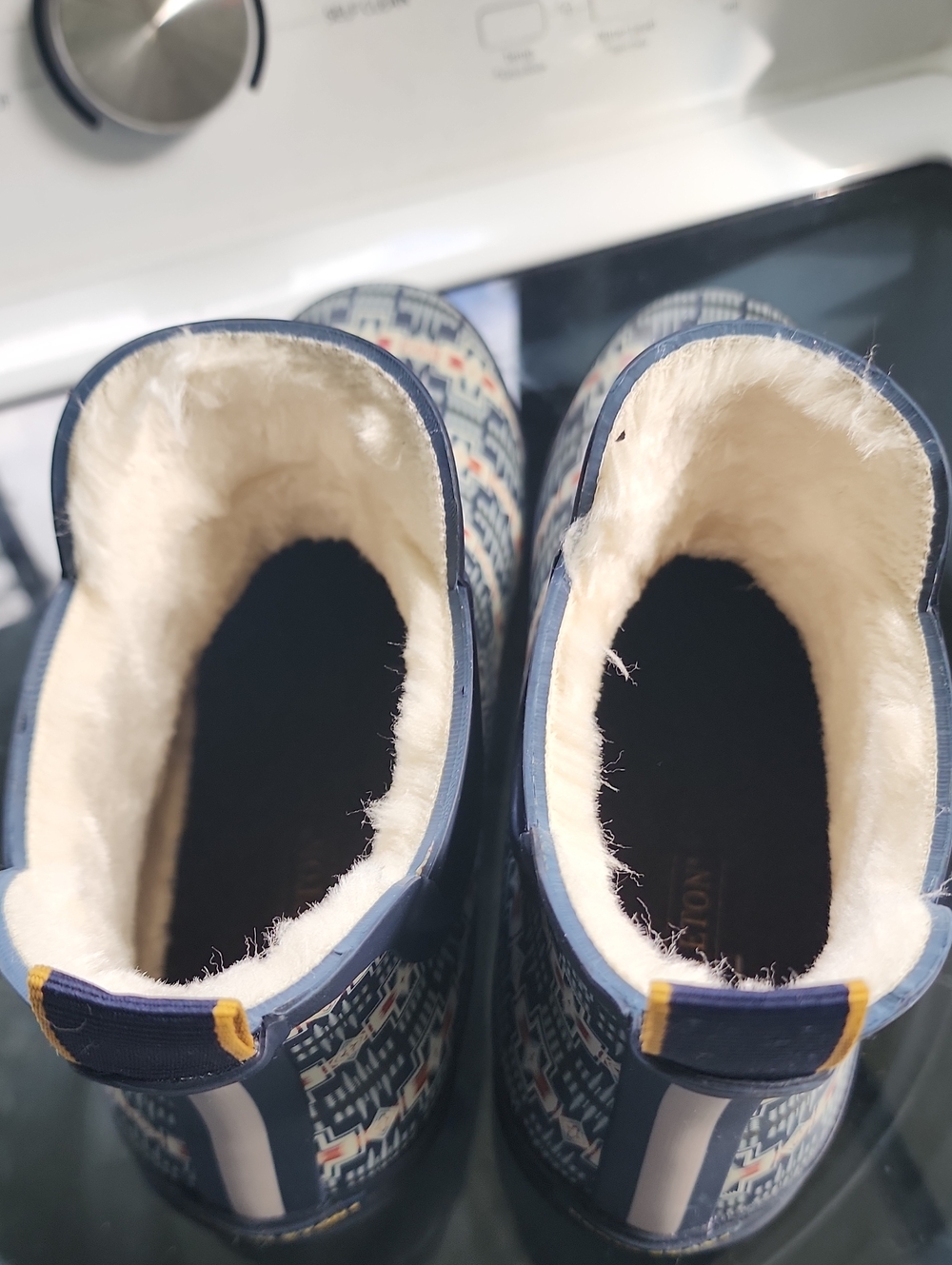 Pendleton Navy Aztec-Pattern Fleece-Lined Rain Boots - Picture 3 of 3